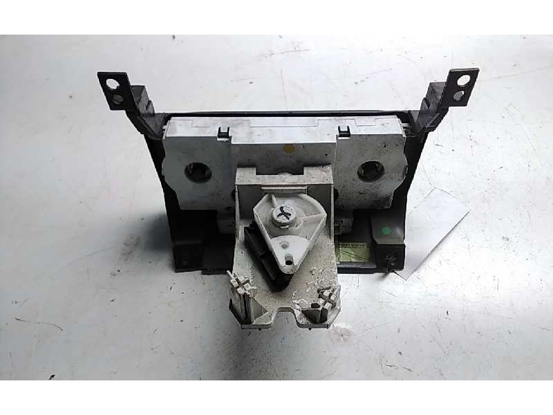 Recambio de mando climatizador para nissan primera berlina (p11) básico referencia OEM IAM 275109F600  