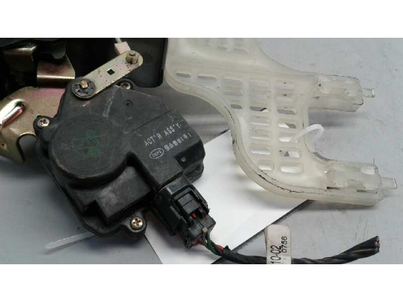 Recambio de cerradura puerta trasera izquierda para hyundai tucson (jm) 2.0 crdi comfort (4wd) referencia OEM IAM   