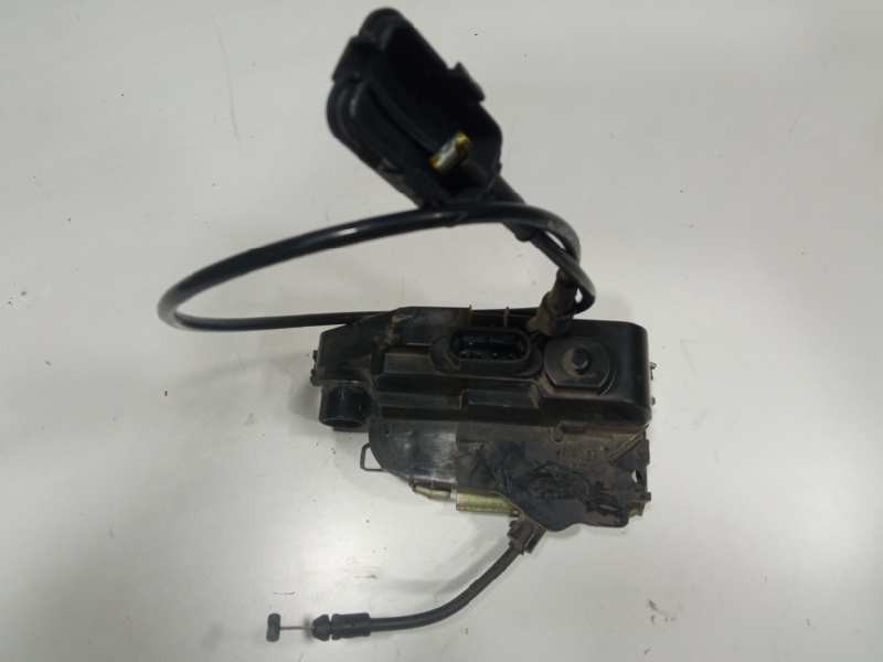 Recambio de cerradura puerta trasera derecha para renault scenic ii confort dynamique referencia OEM IAM 22010051041D1  
