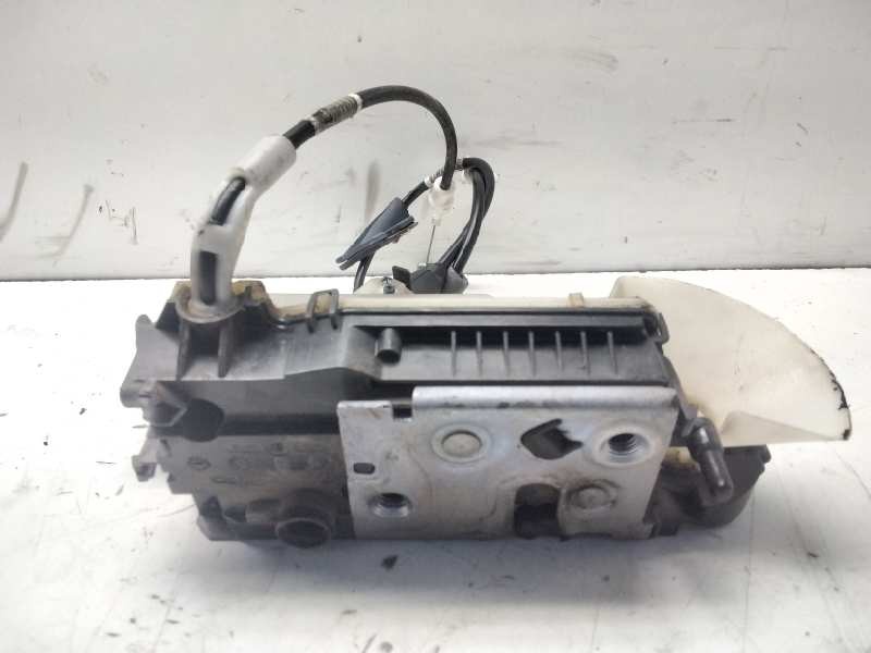 Recambio de cerradura puerta delantera izquierda para peugeot 208 style referencia OEM IAM   