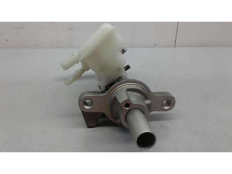 Recambio de bomba freno para ford fiesta (cb1) trend referencia OEM IAM 1751664  