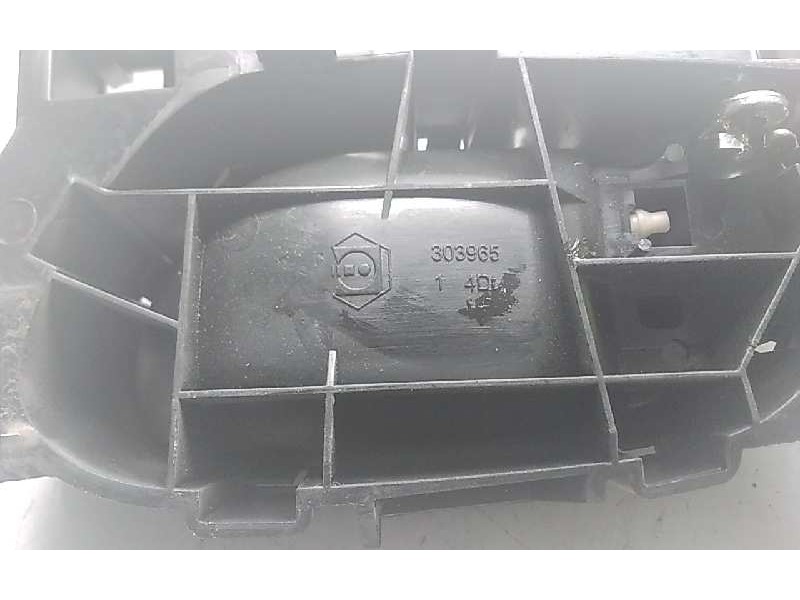 Recambio de maneta interior delantera derecha para peugeot 208 style referencia OEM IAM 3039651  