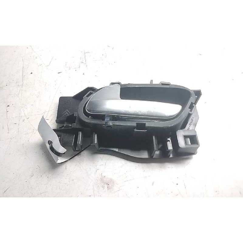 Recambio de maneta interior delantera izquierda para peugeot 208 style referencia OEM IAM 3039661  