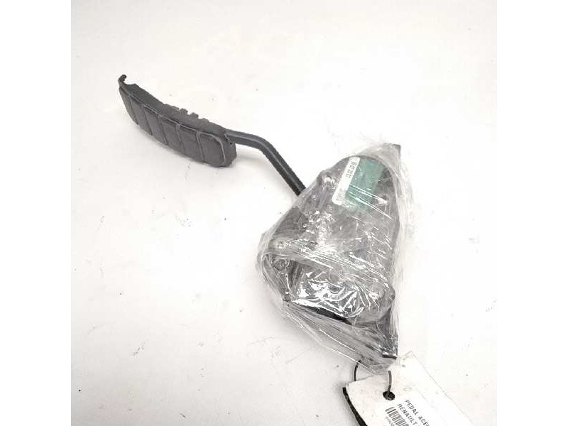 Recambio de pedal acelerador para renault master combi desde ´98 l1h1   batalla 3078 9 - plazas referencia OEM IAM 8200724059  