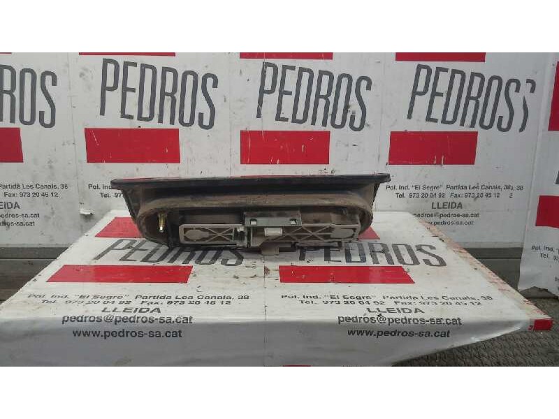 Recambio de piloto trasero derecho para renault rapid/express (f40) 1.6 d familiar (f404) referencia OEM IAM   