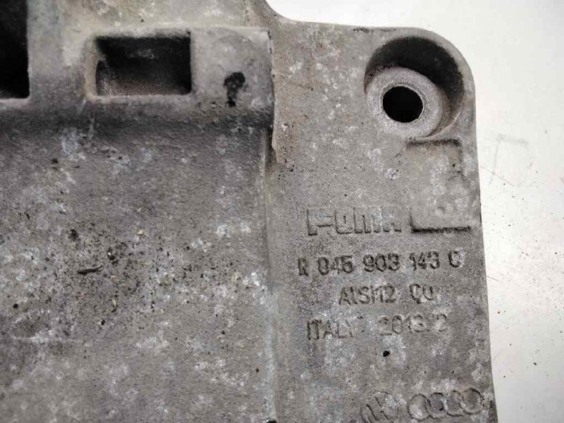 Recambio de soporte alternador para seat leon (1m1) sport f.r. referencia OEM IAM 045903143C  