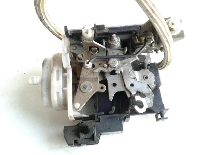 Recambio de cerradura puerta delantera derecha para audi a4 berlina (b5) 1.9 tdi referencia OEM IAM 8D1837016F  