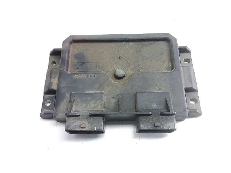 Recambio de centralita motor uce para peugeot 206 berlina xr referencia OEM IAM 9640899880  