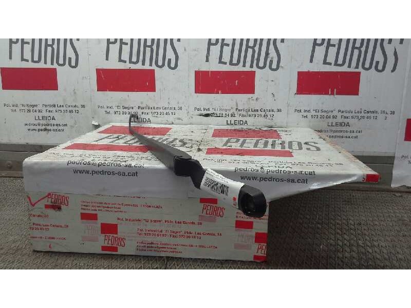 Recambio de brazo limpia delantero derecho para volkswagen golf iv berlina (1j1) highline referencia OEM IAM   