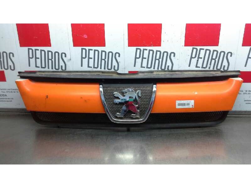 Recambio de rejilla delantera para peugeot boxer caja cerr. techo sobreelevado(rs3700)(330/350)(´02) 350 lh td referencia OEM IA