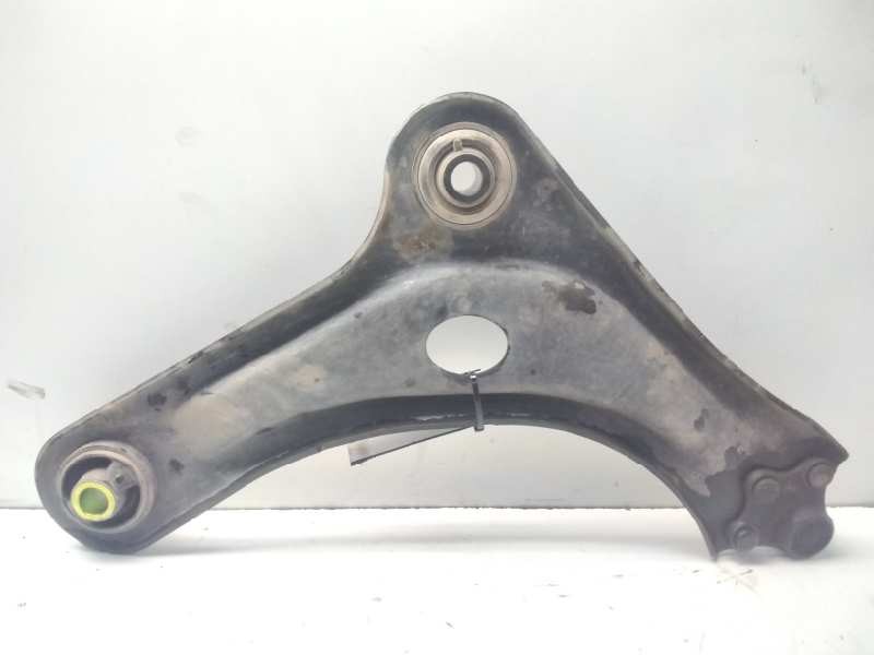 Recambio de brazo suspension inferior delantero izquierdo para peugeot 208 style referencia OEM IAM   