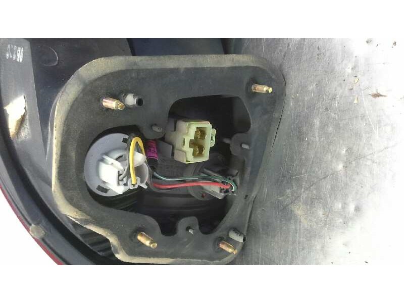 Recambio de piloto trasero derecho para daewoo lanos sx referencia OEM IAM 96500232  