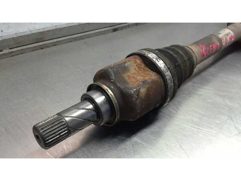 Recambio de transmision delantera izquierda para renault scenic ii 1.6 16v referencia OEM IAM   