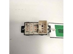 Recambio de mando elevalunas trasero izquierdo para chevrolet captiva 2.0 vcdi lt referencia OEM IAM    2