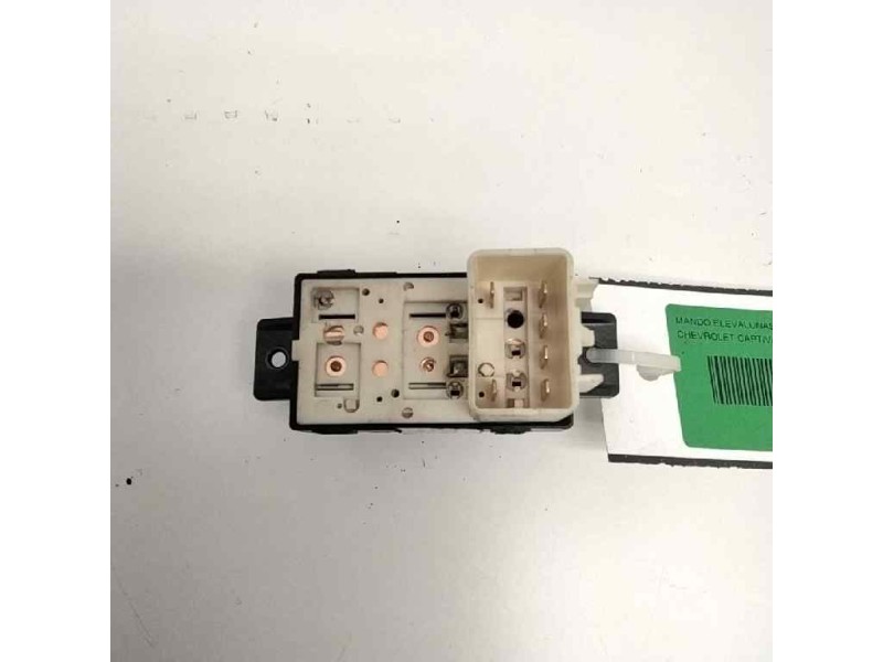 Recambio de mando elevalunas trasero izquierdo para chevrolet captiva 2.0 vcdi lt referencia OEM IAM   