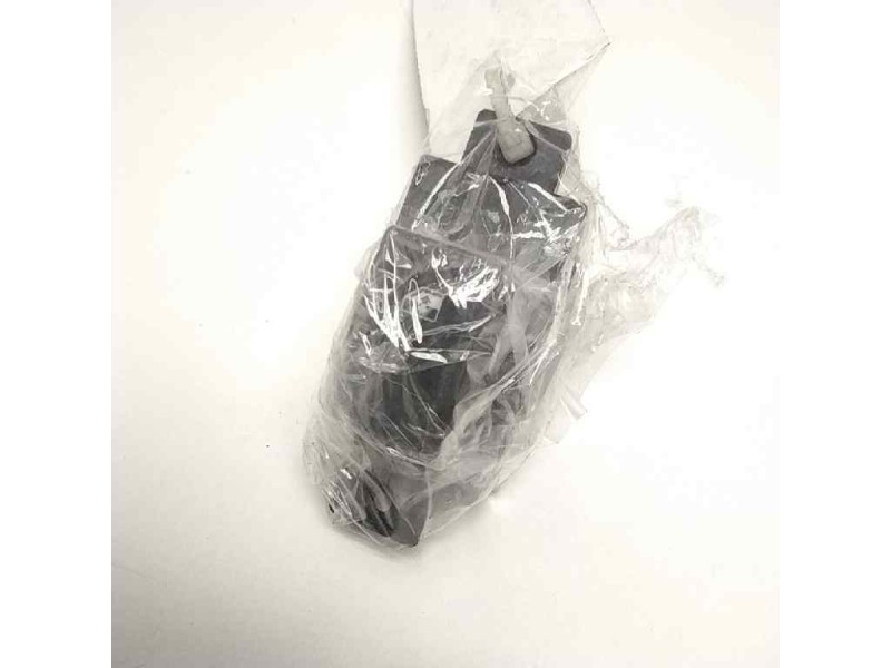 Recambio de mando elevalunas trasero izquierdo para chevrolet captiva 2.0 vcdi lt referencia OEM IAM   