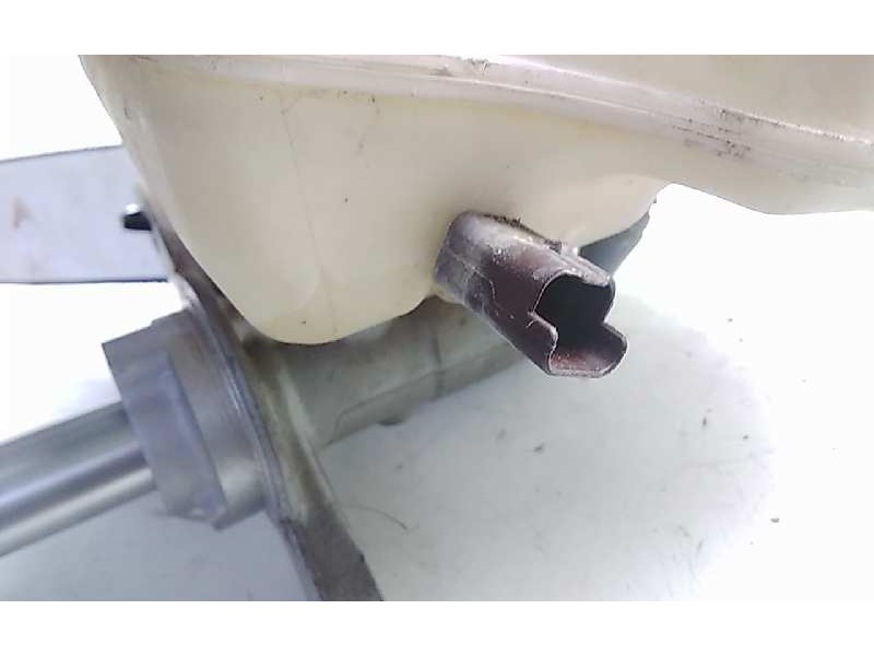 Recambio de bomba freno para peugeot 208 style referencia OEM IAM 0204054032  