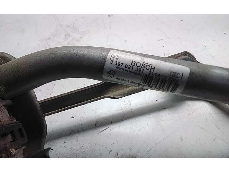 Recambio de motor limpia delantero para peugeot 208 style referencia OEM IAM 3397021391  