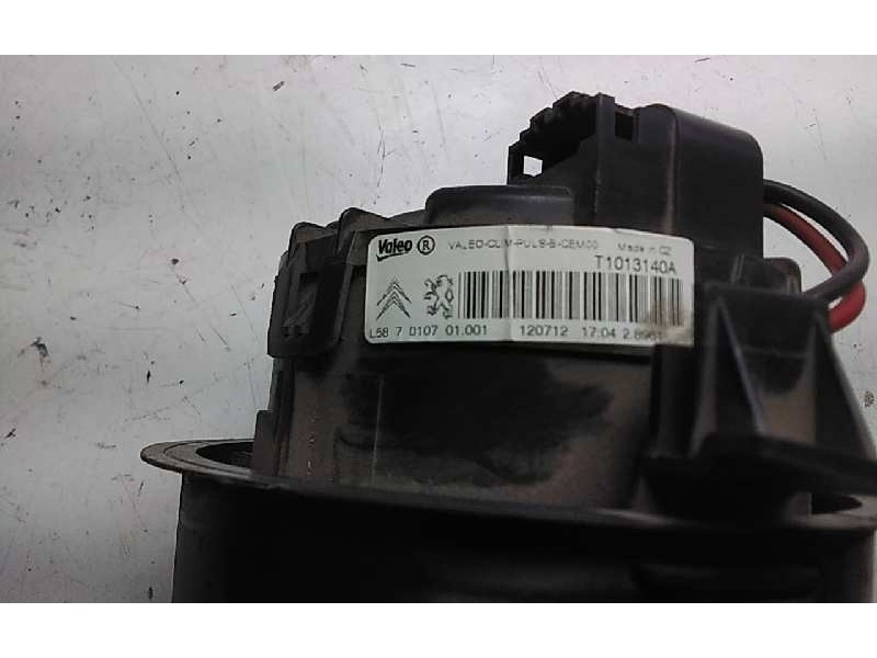 Recambio de motor calefaccion para peugeot 208 style referencia OEM IAM T1013140A  