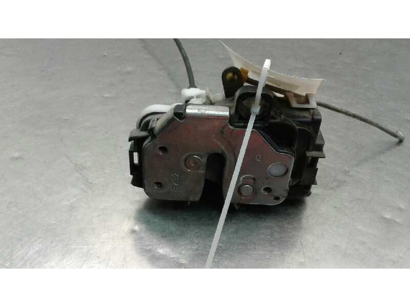 Recambio de cerradura puerta delantera derecha para fiat panda (169) 1.2 8v emotion referencia OEM IAM 0051917878  
