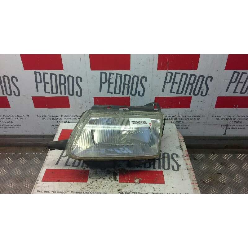 Recambio de faro izquierdo para citroen saxo 1.4 sx referencia OEM IAM   