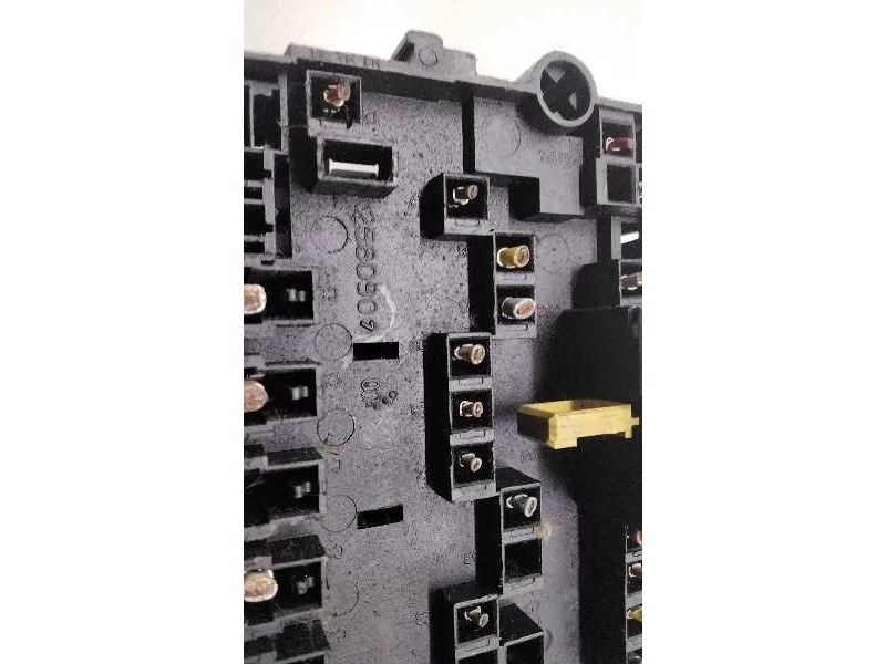 Recambio de caja fusibles para citroen xsara picasso 2.0 hdi referencia OEM IAM 2560907  
