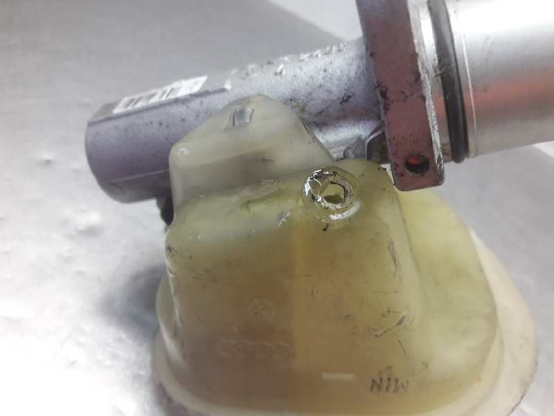 Recambio de bomba freno para audi a6 berlina (4b2) 2.8 quattro referencia OEM IAM 611301E  