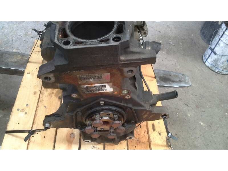 Recambio de bloque armado para fiat brava (182) td 75 sx referencia OEM IAM 182AA8000  