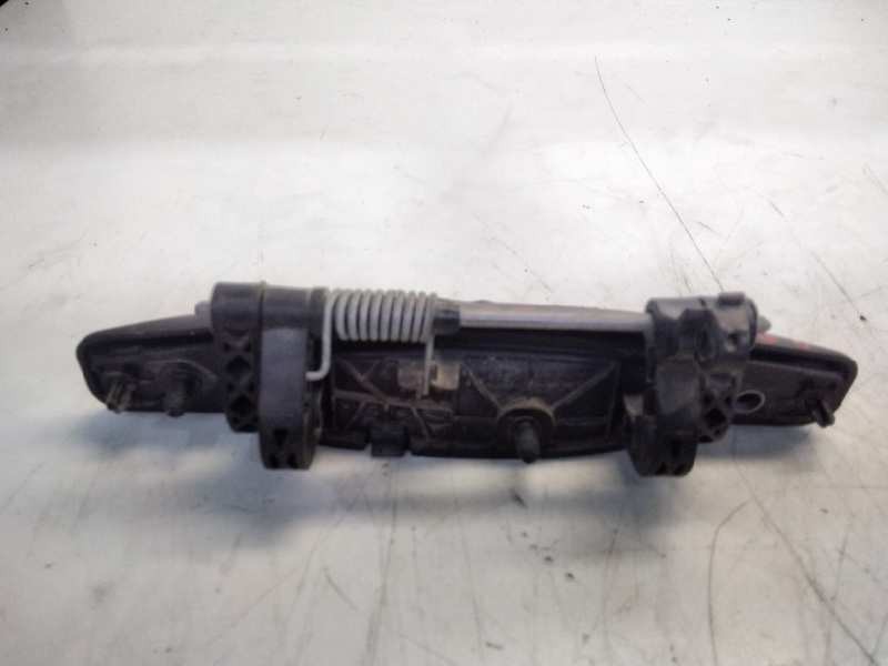 Recambio de maneta exterior delantera derecha para dacia dokker ambiance referencia OEM IAM 806068777R  