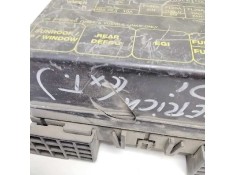 Recambio de caja fusibles para ford maverick (ml) referencia OEM IAM 7F90240134  43850 2