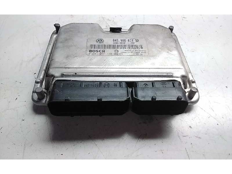 Recambio de centralita motor uce para volkswagen polo (9n3) advance referencia OEM IAM 045906019BP  