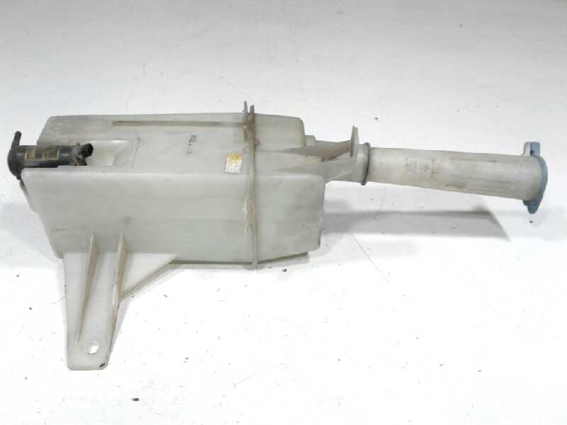 Recambio de deposito limpia para daewoo evanda cdx referencia OEM IAM 96480771  