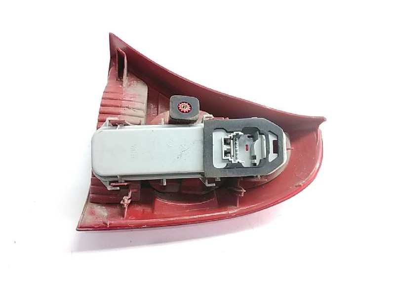 Recambio de piloto trasero izquierdo para renault clio ii fase ii (b/cb0) authentique referencia OEM IAM 8200071413  