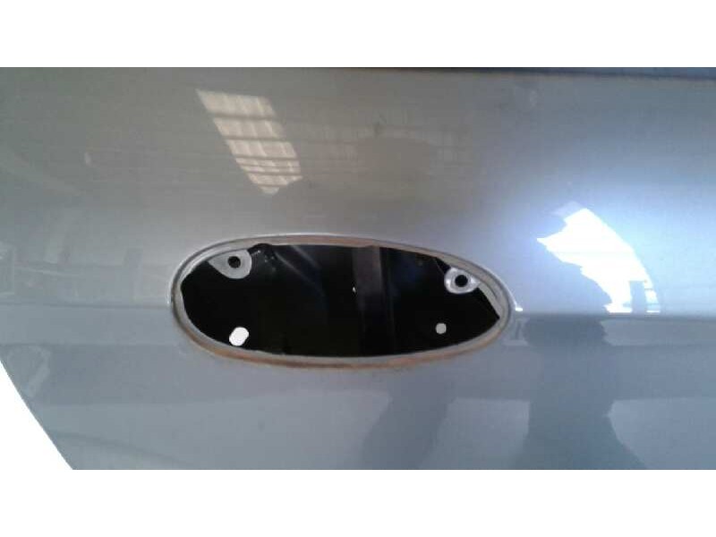 Recambio de puerta trasera derecha para daewoo evanda cdx referencia OEM IAM 96483848  
