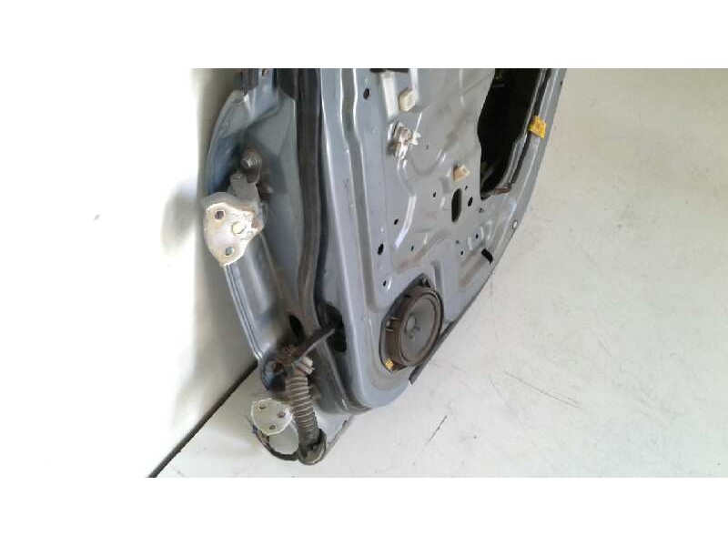 Recambio de puerta trasera derecha para daewoo evanda cdx referencia OEM IAM 96483848  