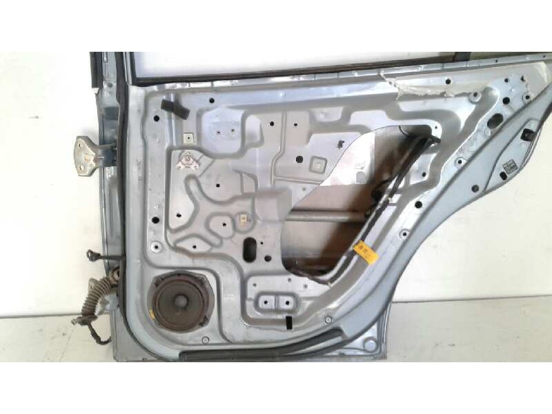 Recambio de puerta trasera derecha para daewoo evanda cdx referencia OEM IAM 96483848  