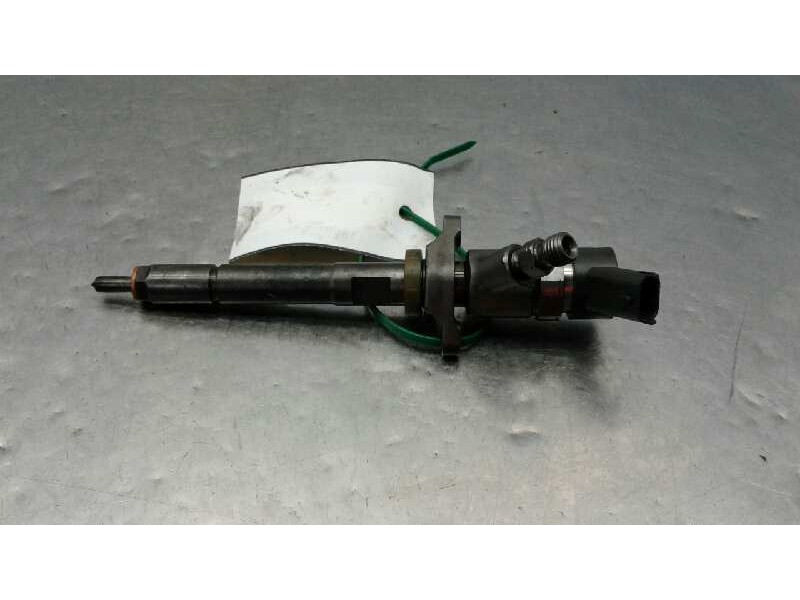 Recambio de inyector para ford focus berlina (cap) ambiente (d) referencia OEM IAM 92080  