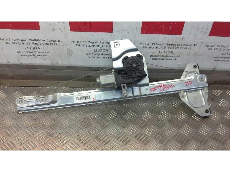 Recambio de elevalunas delantero derecho para peugeot partner kasten 1.6 16v hdi cat referencia OEM IAM   