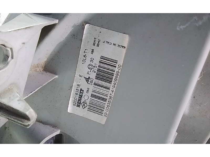 Recambio de faro derecho para renault mascott fg 160. 35/55/65 cabina individual referencia OEM IAM 8200163518E  