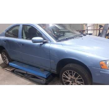 volvo s60 berlina del año 2006