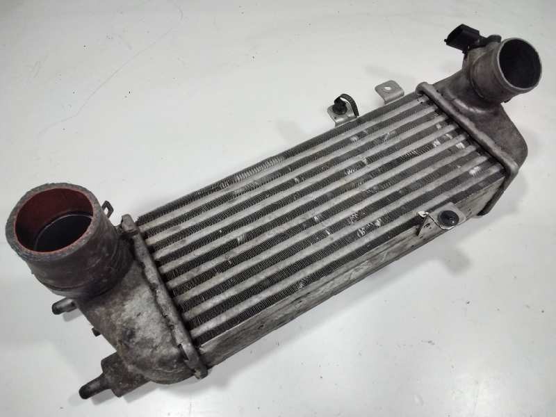 Recambio de intercooler para kia cee´d concept referencia OEM IAM 282702A610  