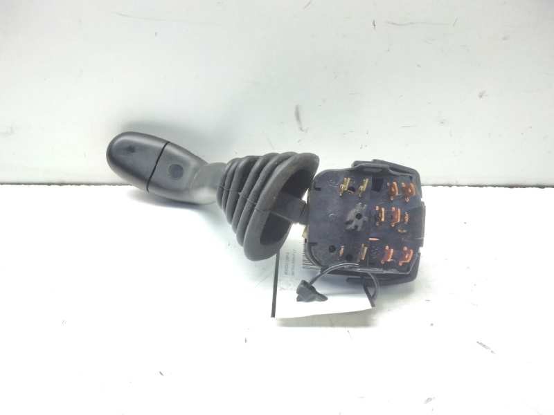 Recambio de mando limpia para skoda pickup lx referencia OEM IAM 441945260186  