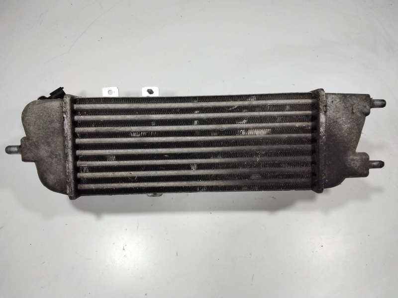 Recambio de intercooler para kia cee´d concept referencia OEM IAM 282702A610  