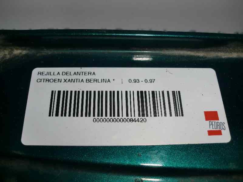 Recambio de rejilla delantera para citroen xantia berlina referencia OEM IAM   44355