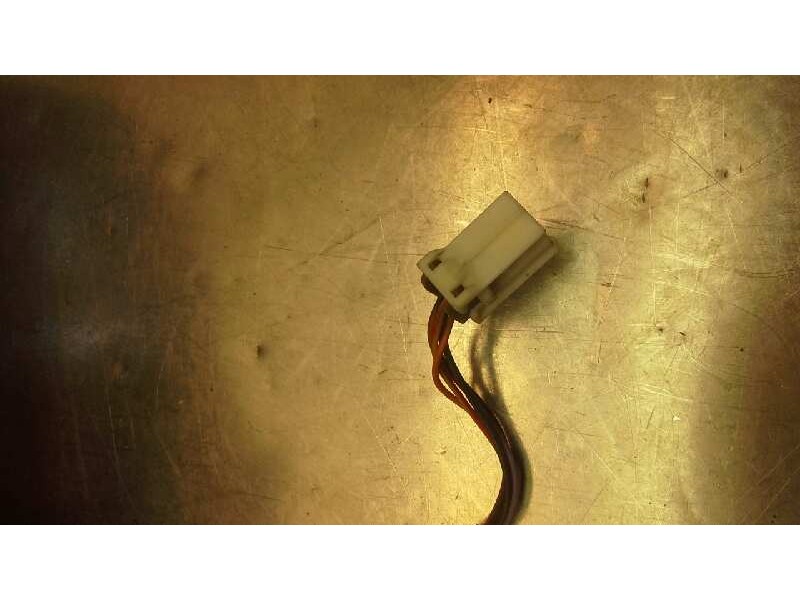 Recambio de retrovisor derecho para volvo s40 berlina 1.8i referencia OEM IAM 139498  