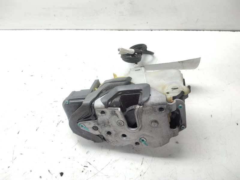 Recambio de cerradura puerta delantera izquierda para opel insignia berlina cosmo referencia OEM IAM 13503801  