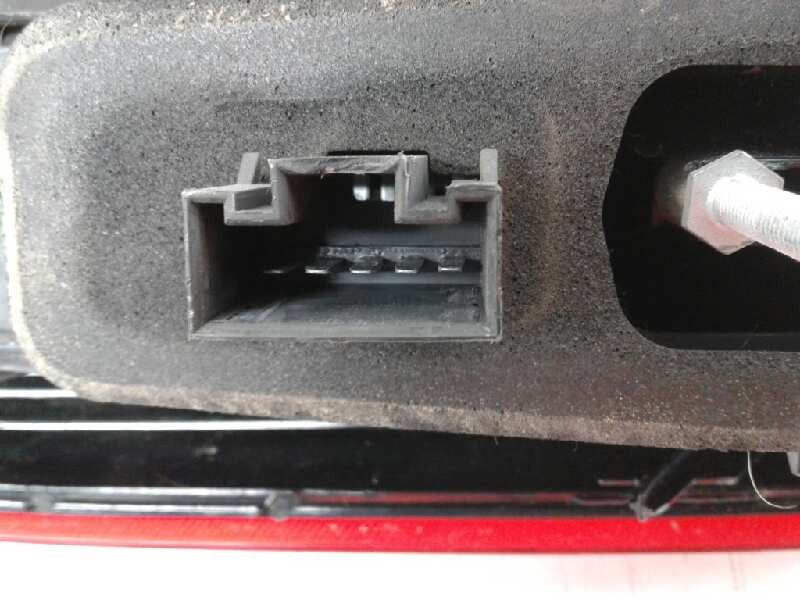 Recambio de piloto trasero derecho para ford fiesta (cbk) ambiente referencia OEM IAM 2S6113N004R  