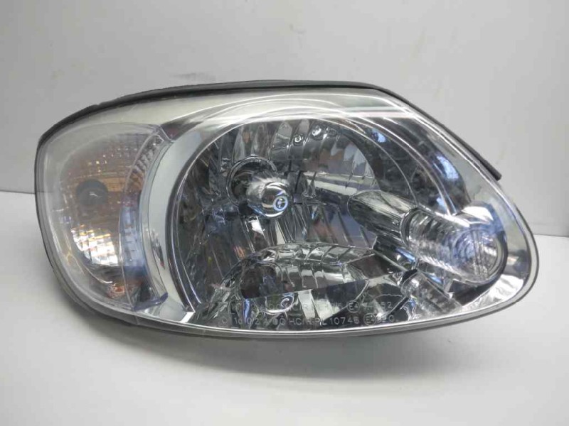 Recambio de faro izquierdo para hyundai accent (lc) crdi gl referencia OEM IAM   