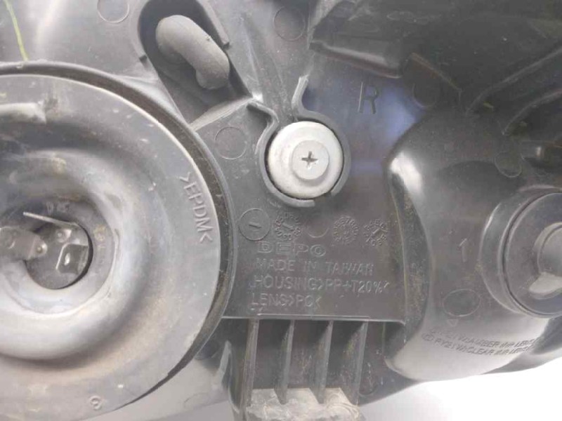 Recambio de faro izquierdo para hyundai accent (lc) crdi gl referencia OEM IAM   