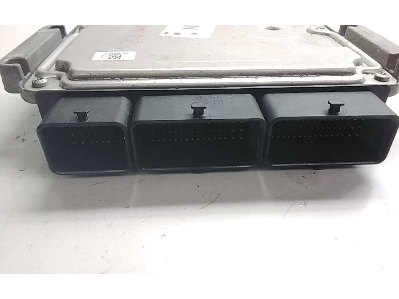 Recambio de centralita motor uce para dacia dokker ambiance referencia OEM IAM 0381019147  